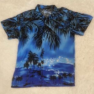 Source Unknown Blue and Black Palm Print  beach  Shirt
